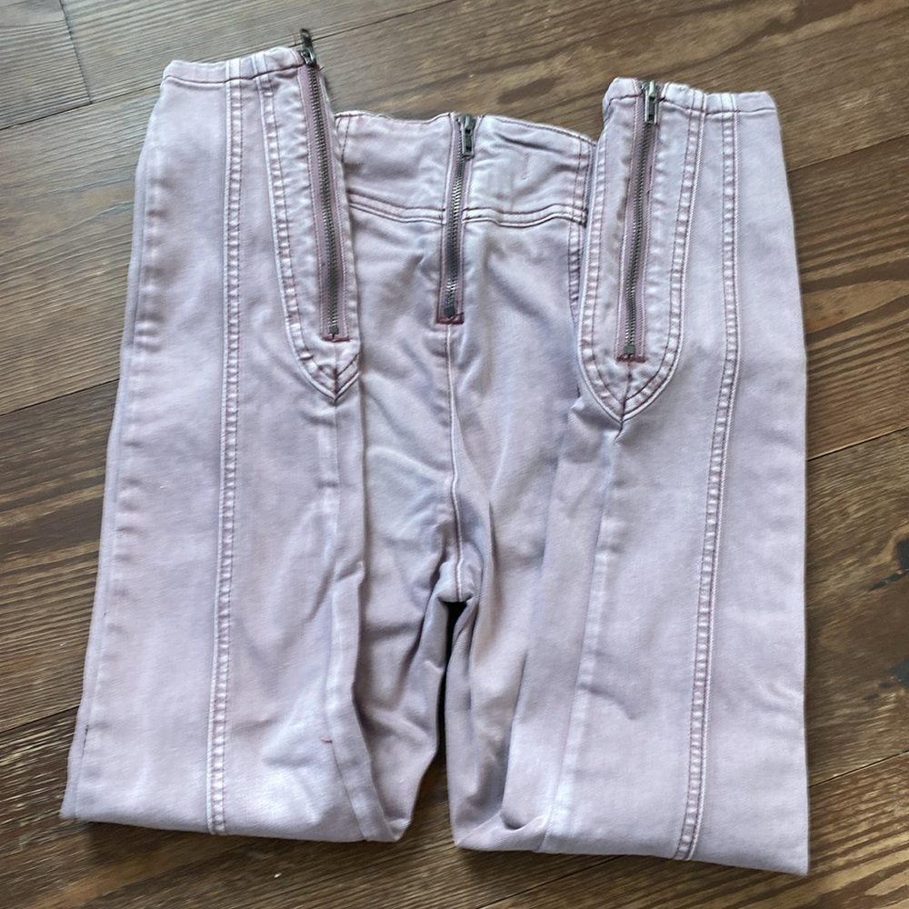 We are free, free people size 26 curvy light plum, high waisted skinny USED